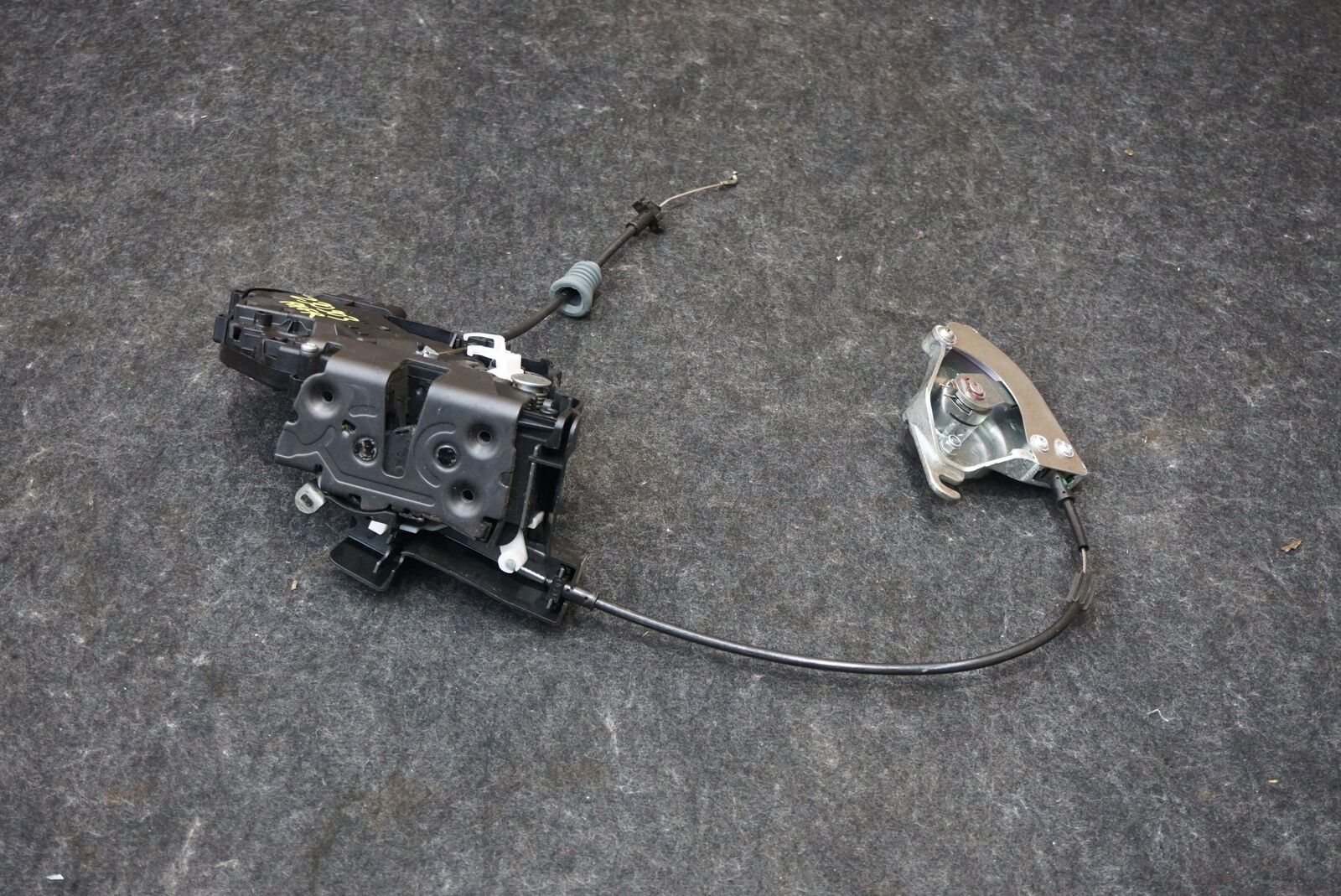 ASTON MARTIN LT-ASSY FRONT DOOR LH (EG43-65-11397 )