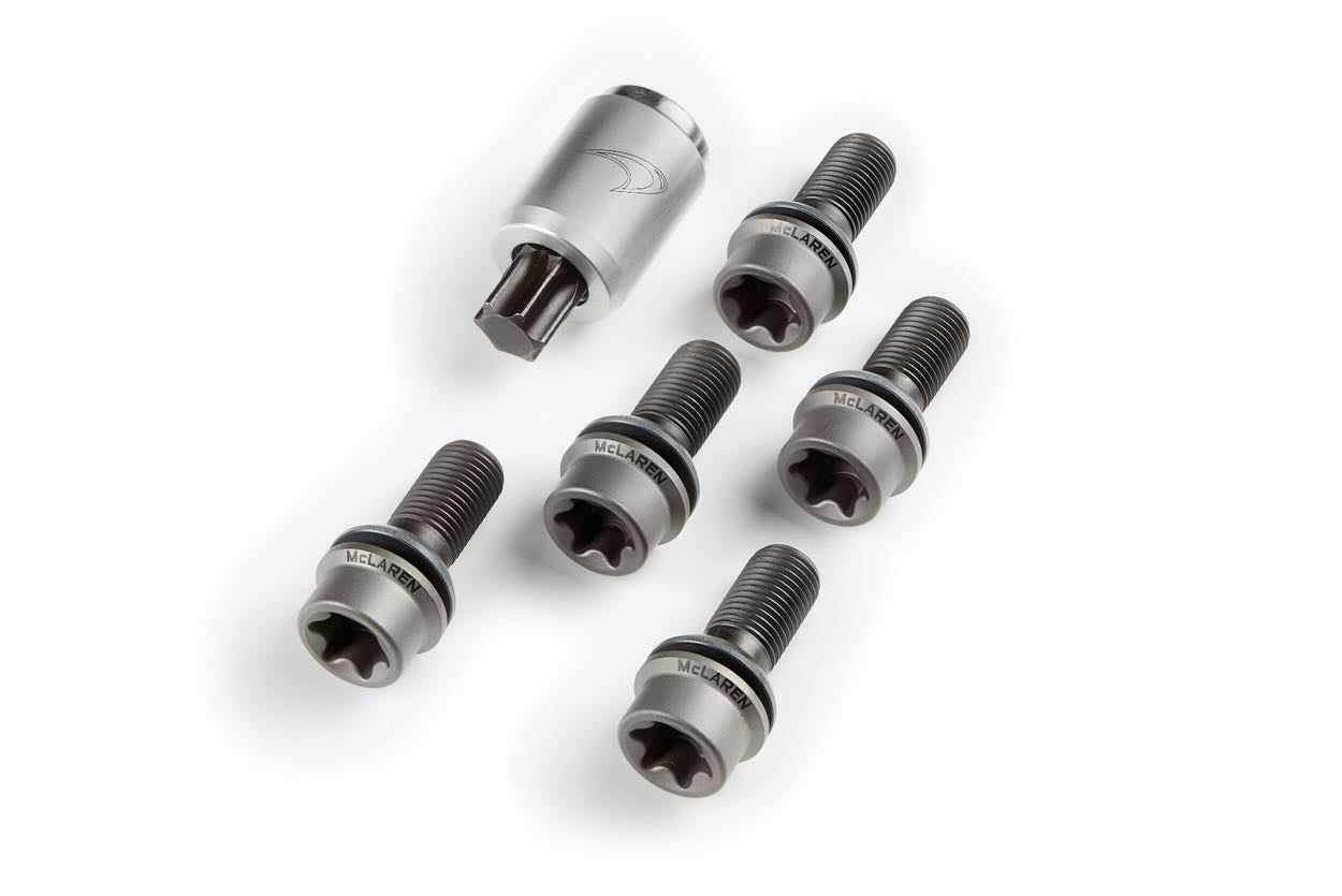 MCLAREN Artura Papaya Pack Custom Performance Upgrade