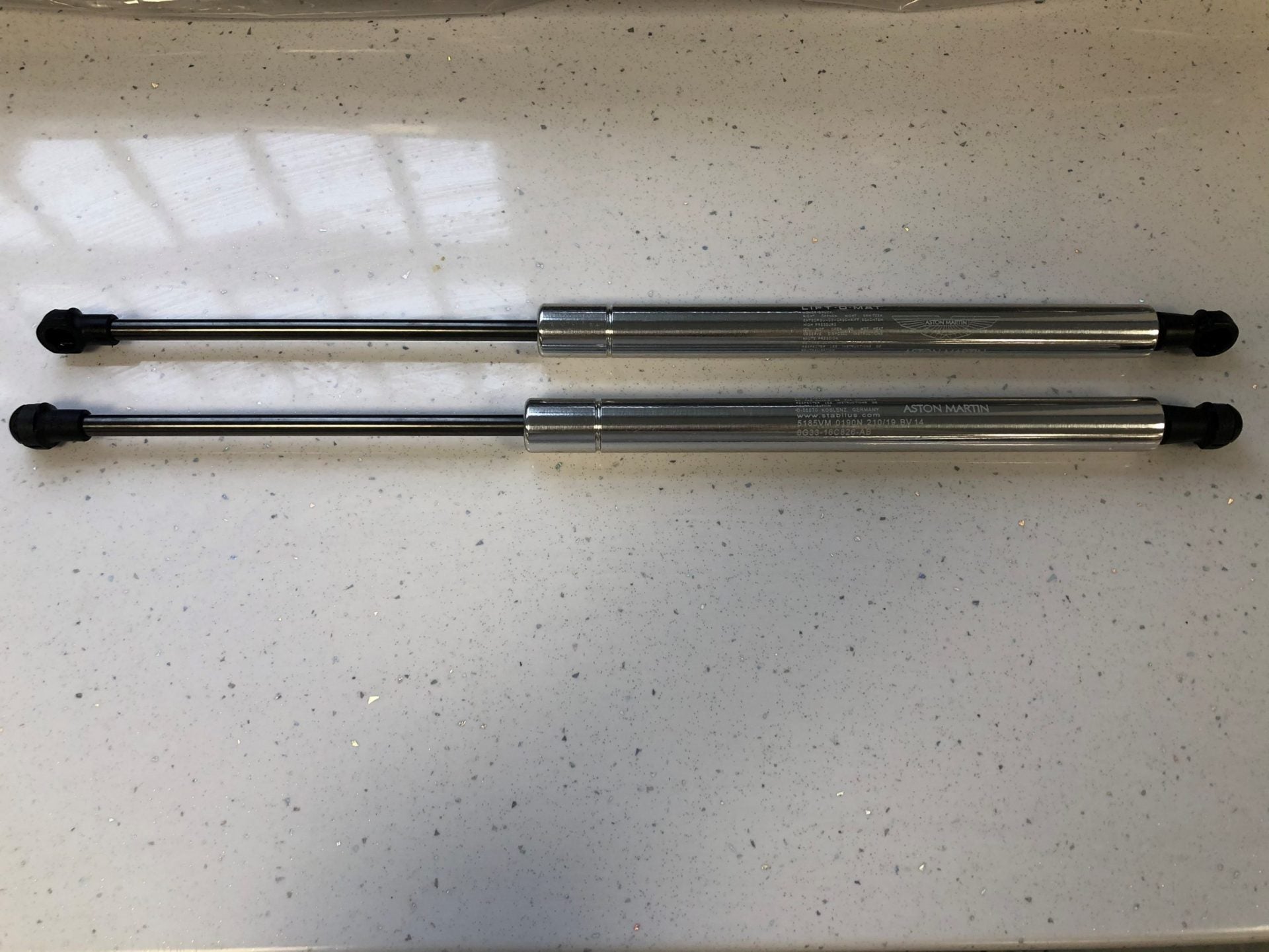 ASTON MARTIN GAS SPRING ASSEMBLY (6G33-16C826-AB)