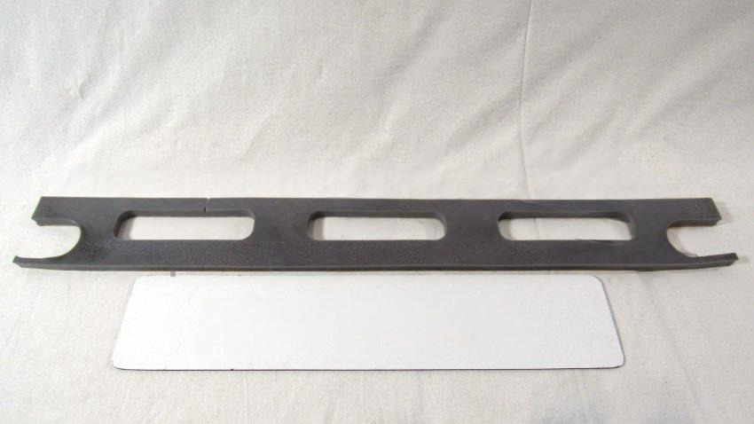 ASTON MARTIN FOAM SEAL, LOWER (CG43-8C477-AD)