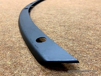 ASTON MARTIN FRONT LOWER SPOILER (6G33-17626-AG)