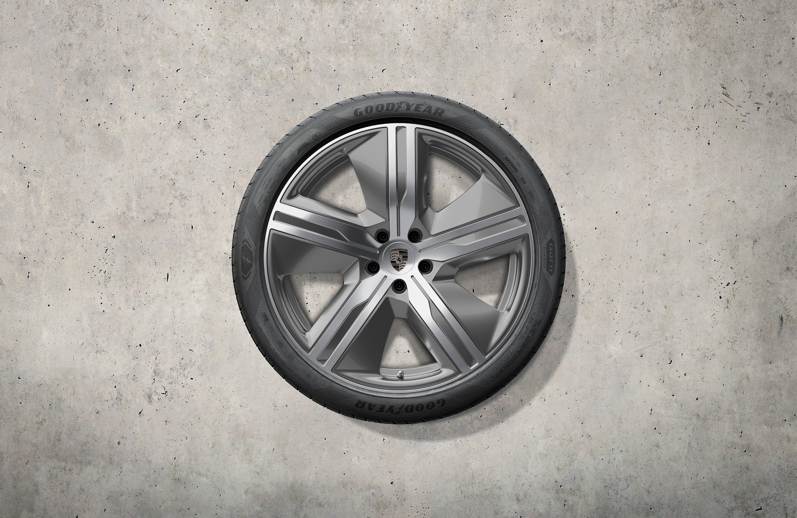 22" Macan exclusive design summer wheel-and-tyre set, platinum silver. Porsche Macan-e Porsche