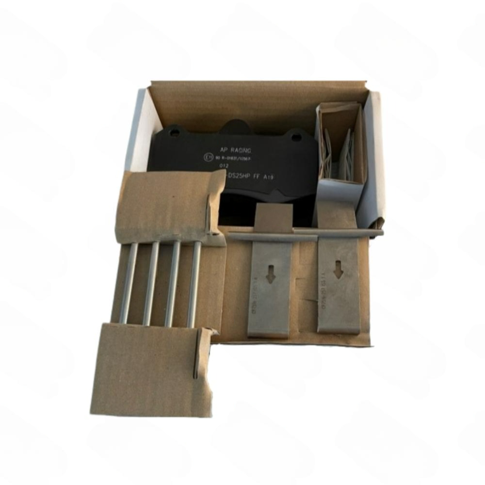 McLaren Rear Brake Pad Kit Steels for Enhanced Performance