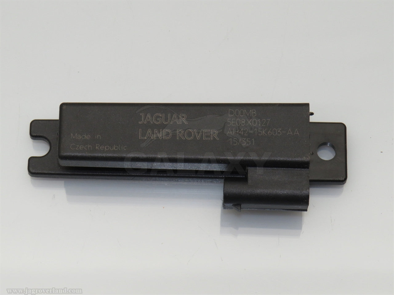 Land Rover Antenna - lf
 lr012709