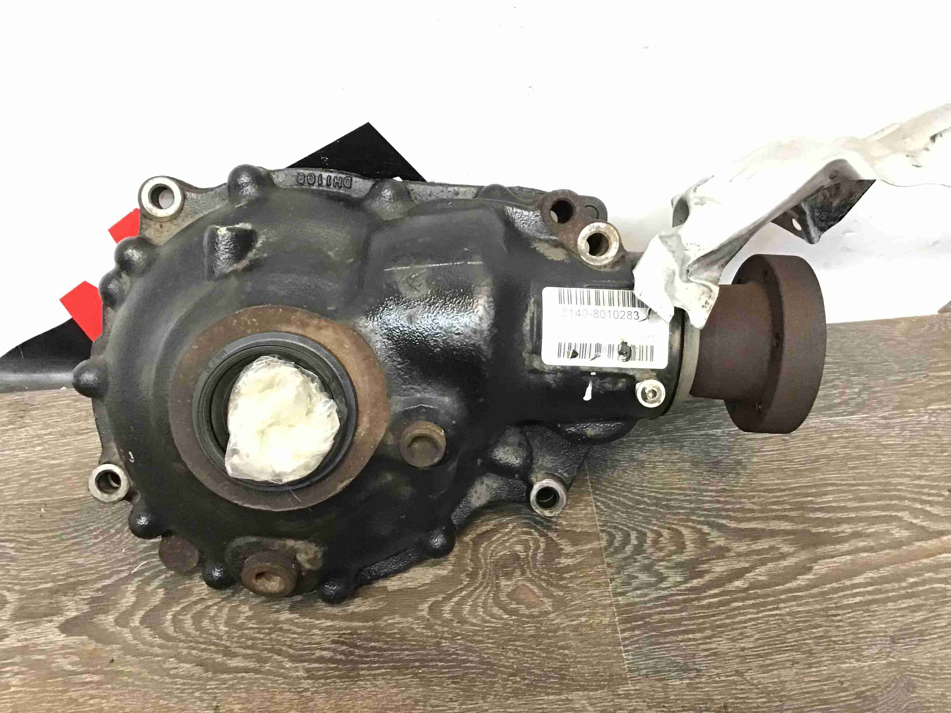 Land Rover Axle - front
 lr022585