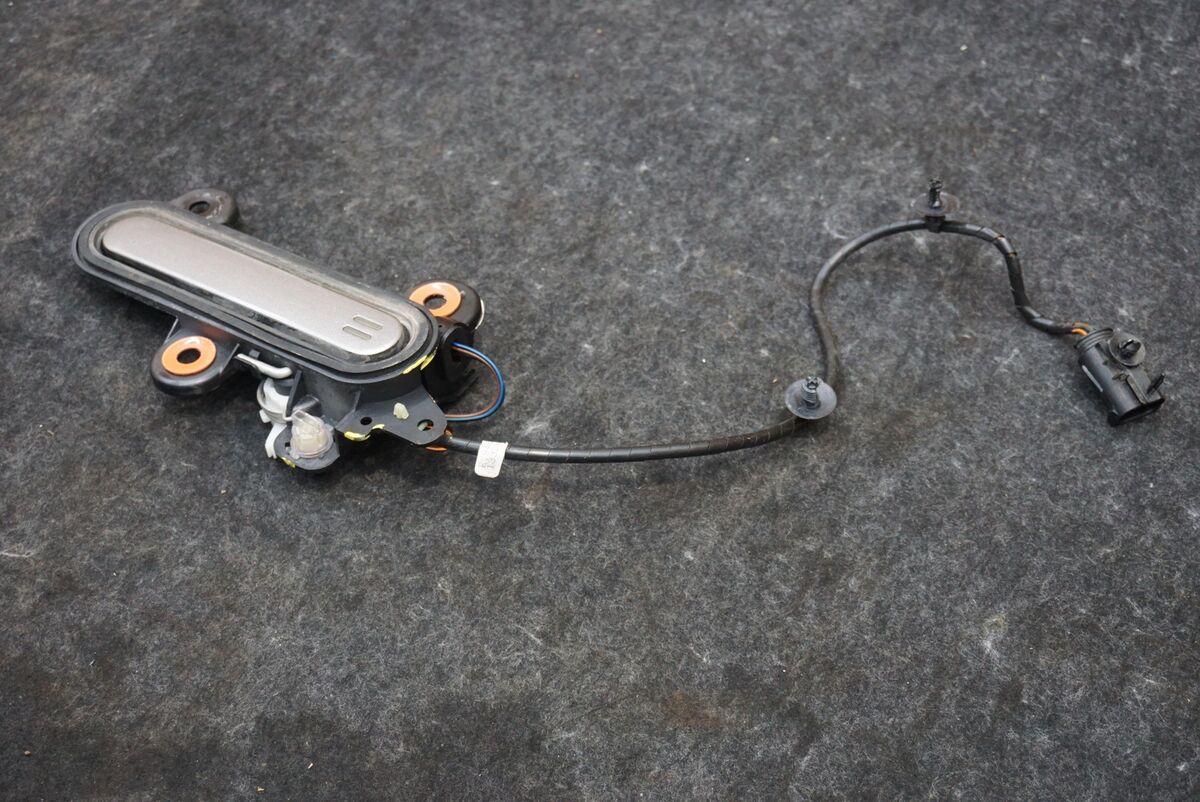 ASTON MARTIN HANDLE DOOR EXT FRT (7G43-226A28-AH)