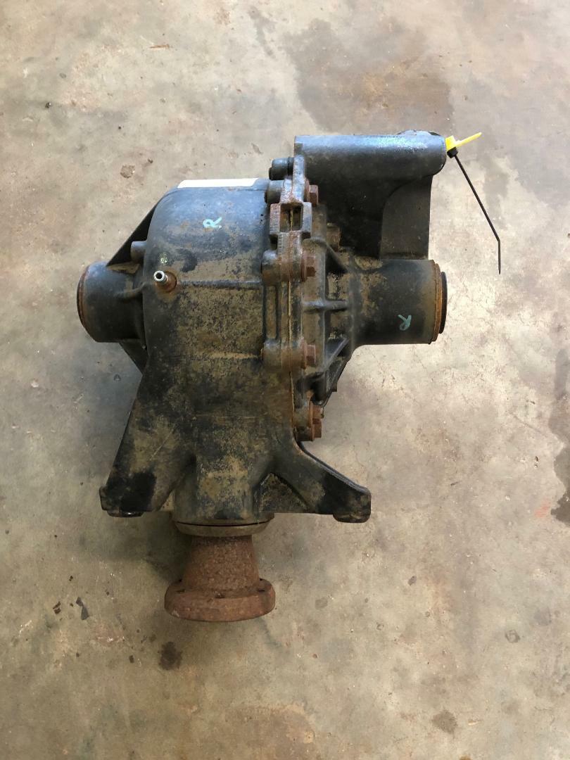 Land Rover Axle - rear
 tvk500321