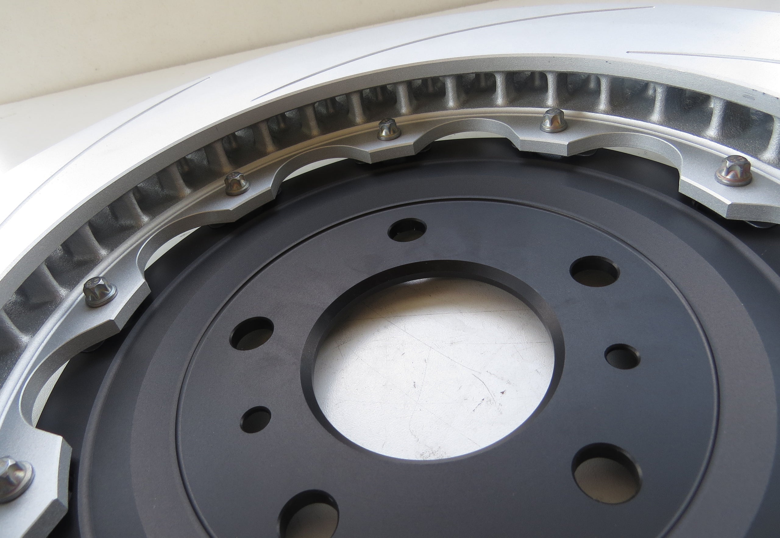 ASTON MARTIN BRAKE DISK FRONT (HY53-1125-AB)