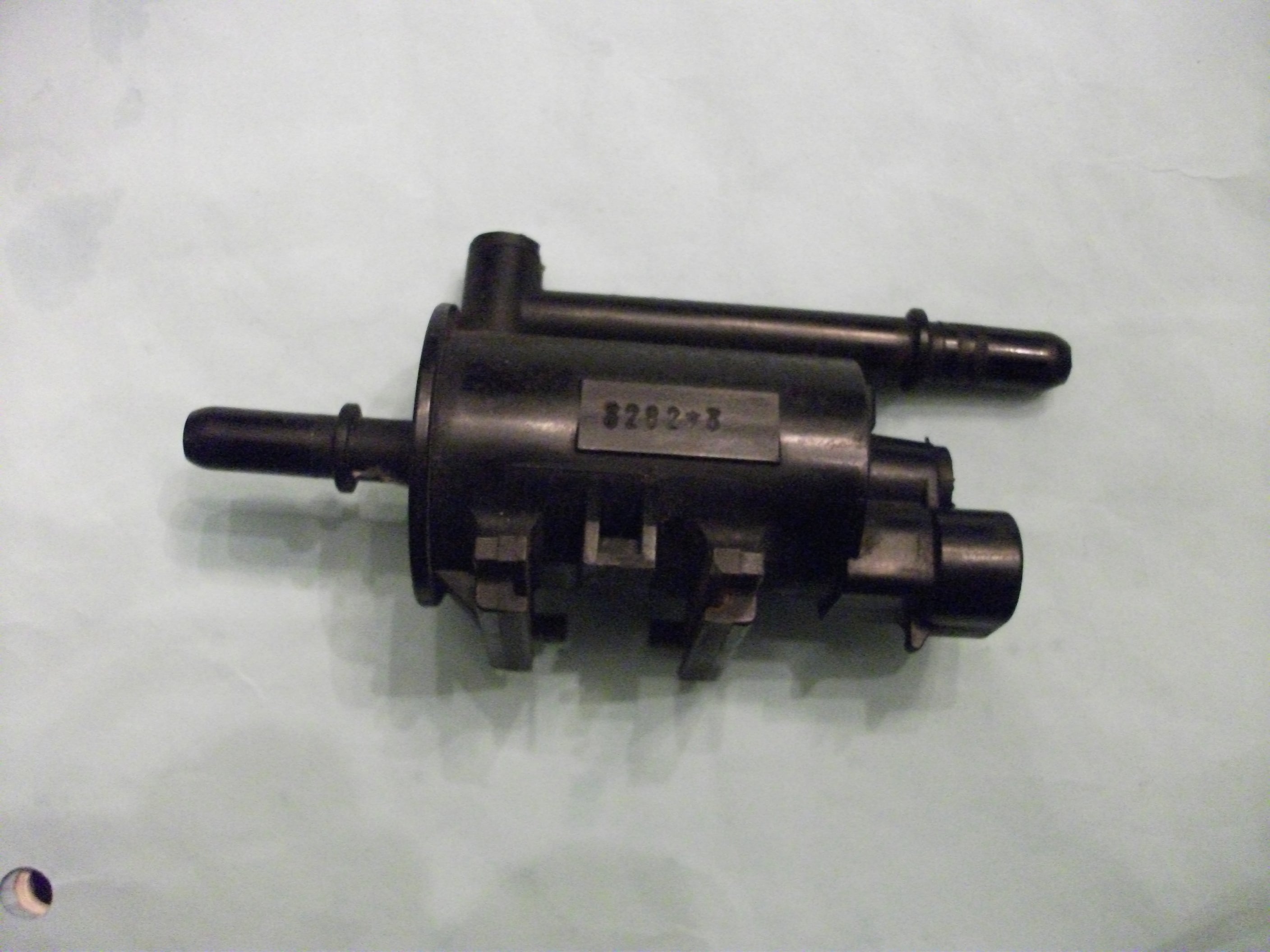 Lotus "p" clamp-roll over valve (A120L0052F)