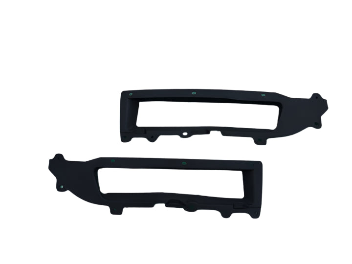 ASTON MARTIN AUX RADIATOR DUCT FRT LH (HY53-8N337-AC)